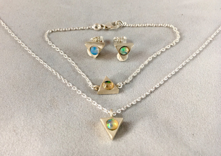 Dainty Triangle Bracelet  with Opal or Rainbow Moonstone 18K Gold Plated