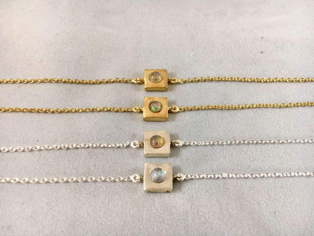 Gold Plated Bracelet Square with Moonstone/Opal