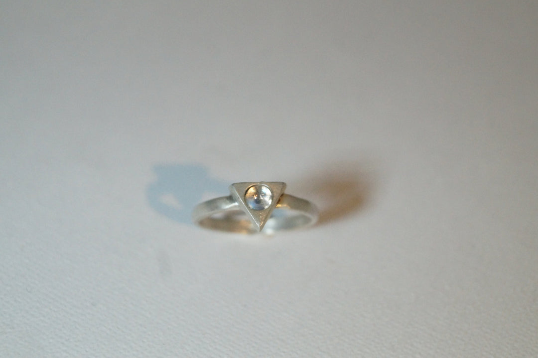 925 Silver Triangle Ring with Rainbow Moonstone/ Opal