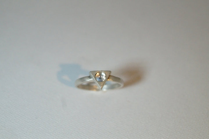 925 Silver Triangle Ring with Rainbow Moonstone/ Opal