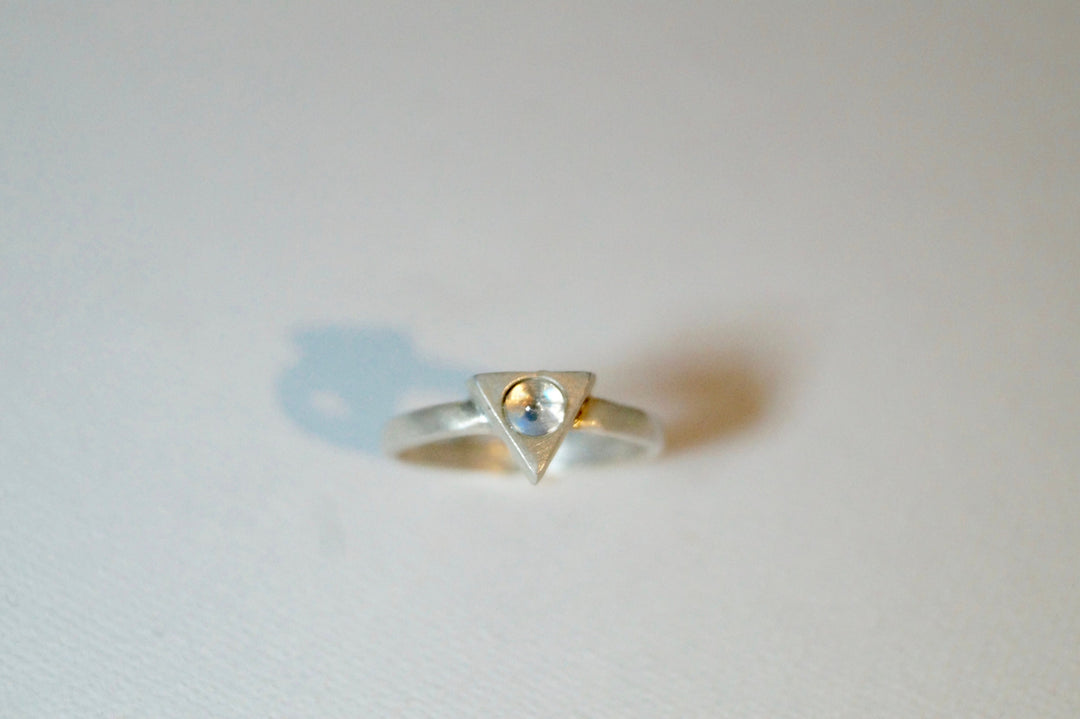925 Silver Triangle Ring with Rainbow Moonstone/ Opal