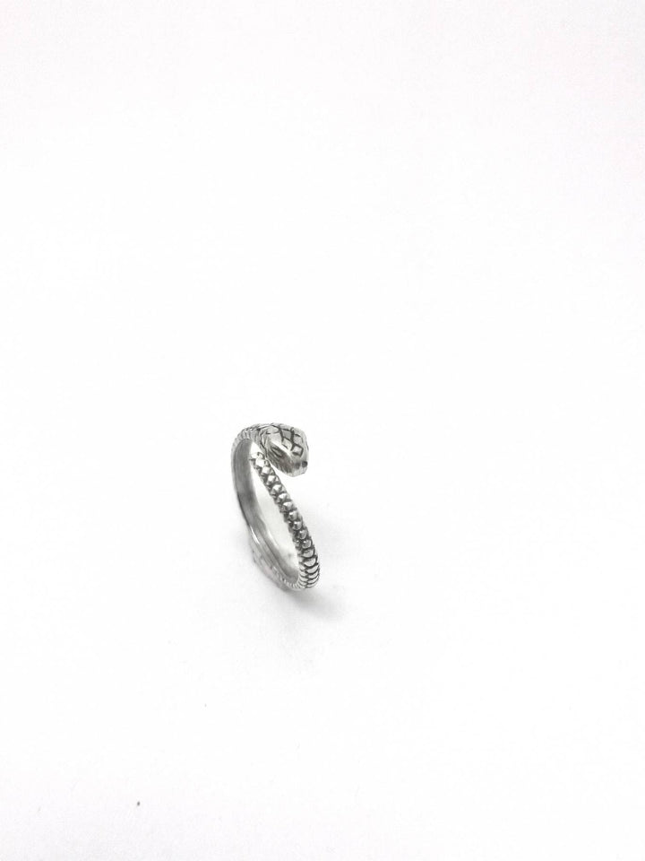 Detailed Adjustable Snake Ring — 925 Silver