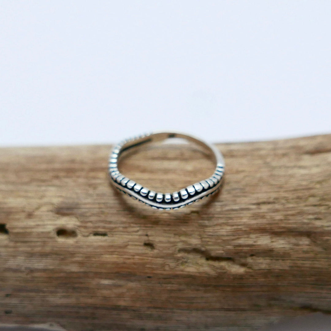 Wavy Sterling Silver Ring, Elegant Beaded Boho Band