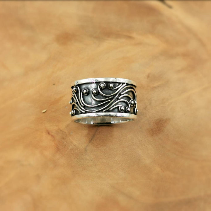Oxidized 925 Silver Band Ring, Boho Vine Pattern