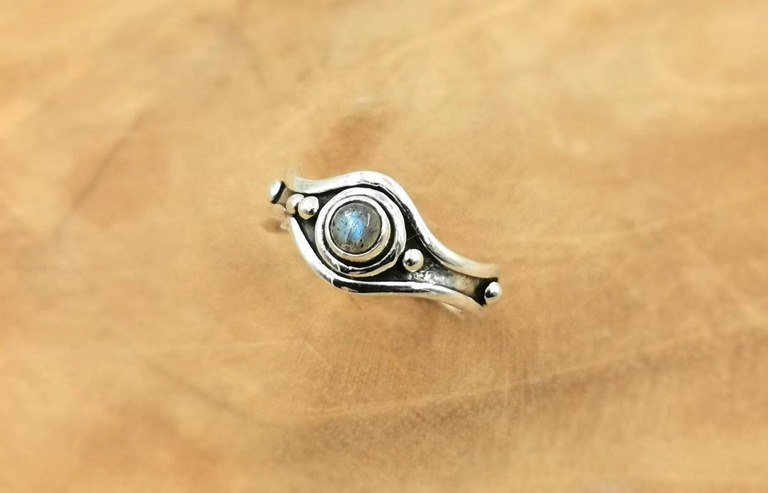 Asymmetrical Brutalist Ring with Natural Stone — 925 Silver