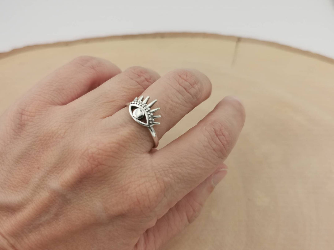 Eye of Ra Ring - 925 Silver