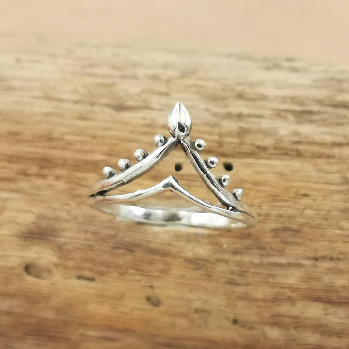 Oriental V  Boho Ring - 925 Silver