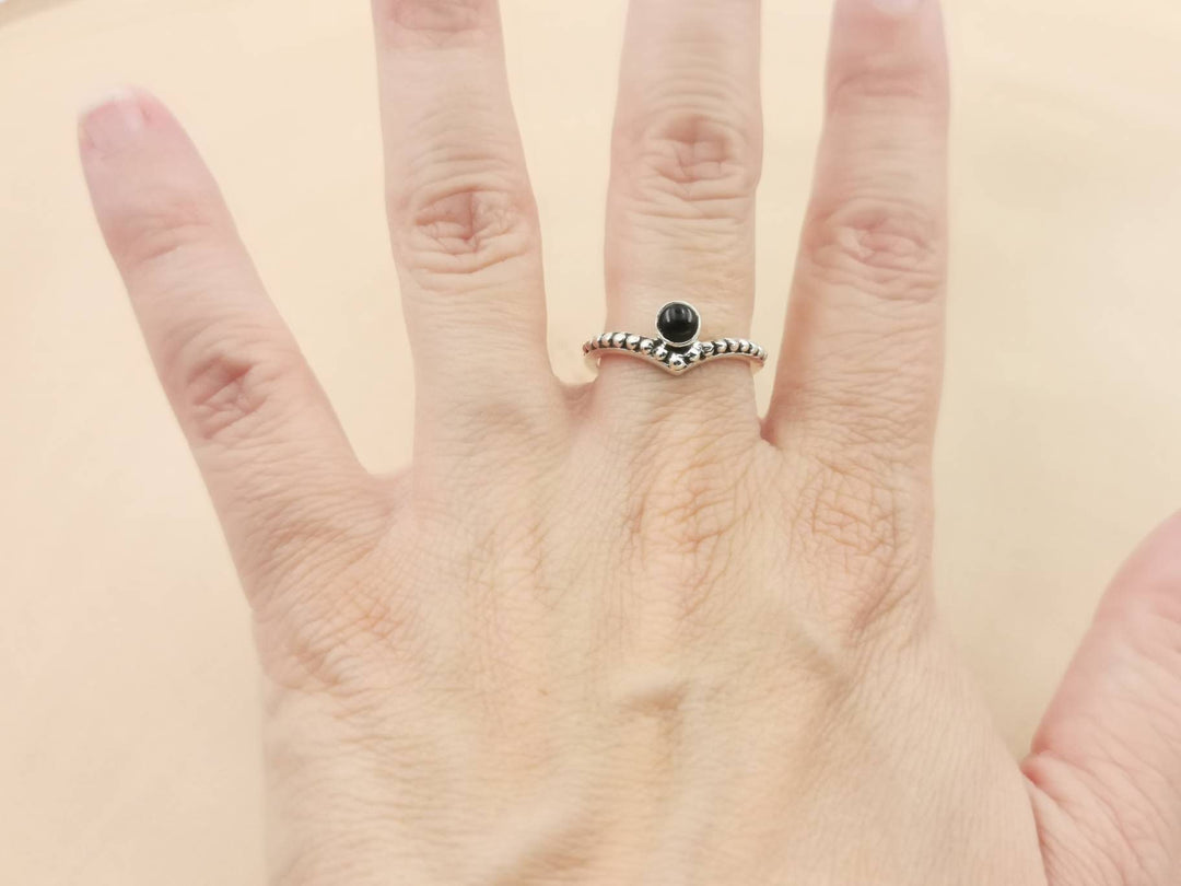 V Shape Boho Ring with Rainbow Moonstone - 925 Silver