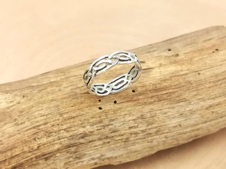 Celtic Pattern Band Ring — 925 Silver