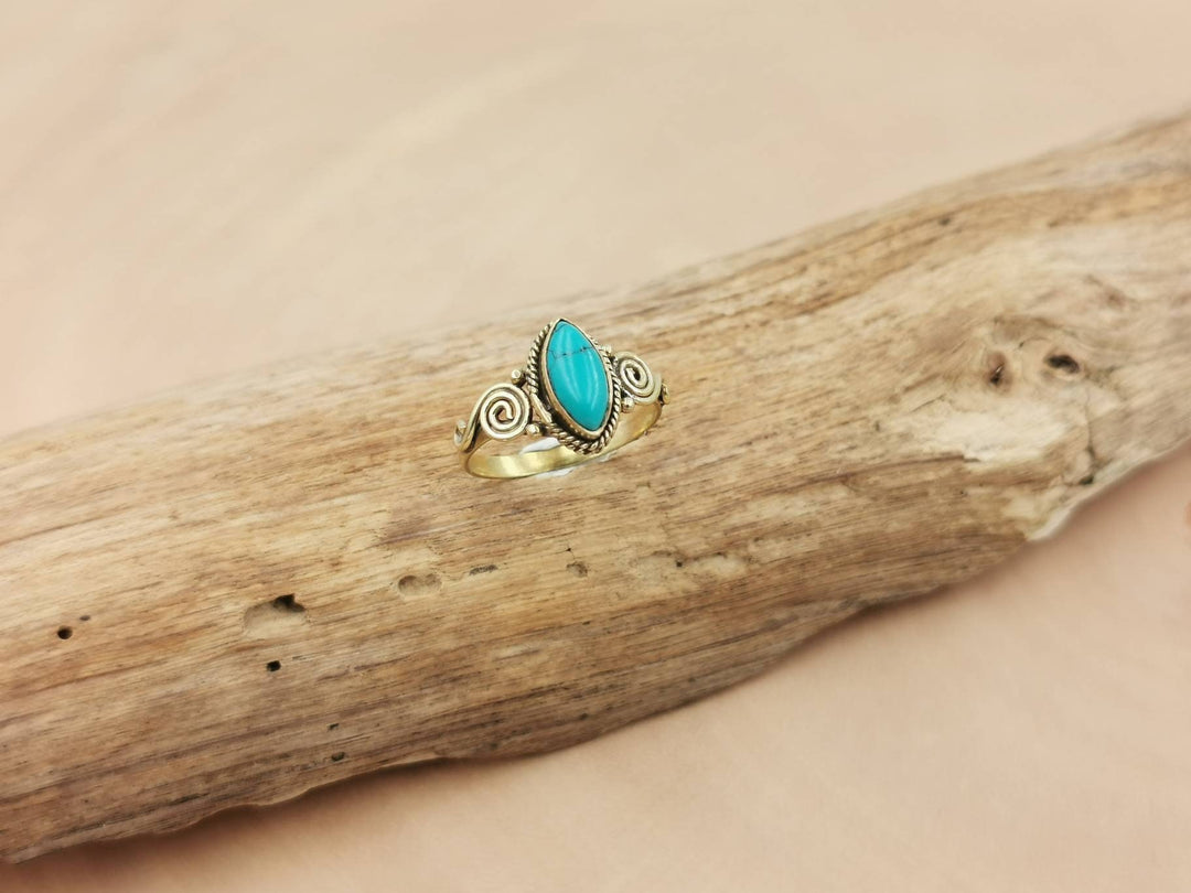 Boho Ring with Gemstone, Spiral Pattern — Brass