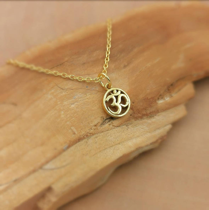 Tiny Circular Om Charm with Chain — 18k Gold Plated
