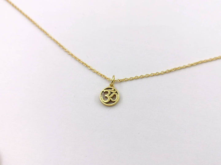 Tiny Circular Om Charm with Chain — 18k Gold Plated
