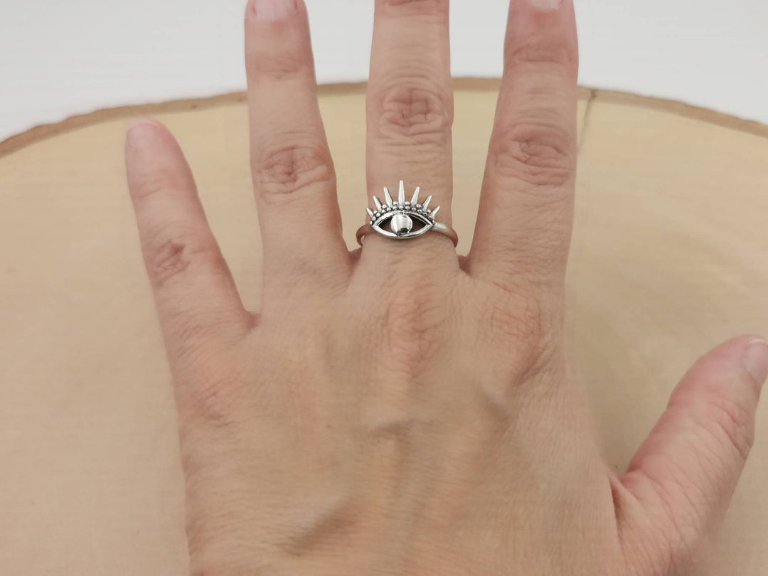 Eye of Ra Ring - 925 Silver