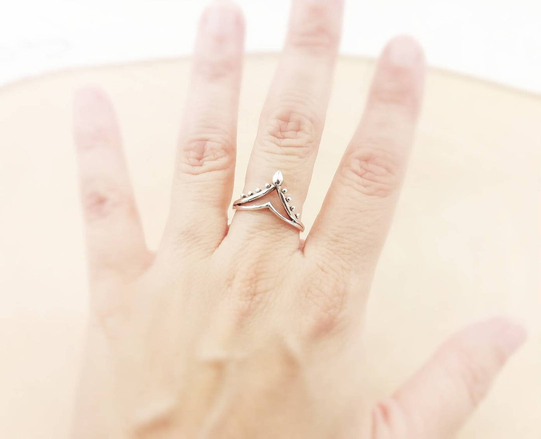 Oriental V  Boho Ring - 925 Silver