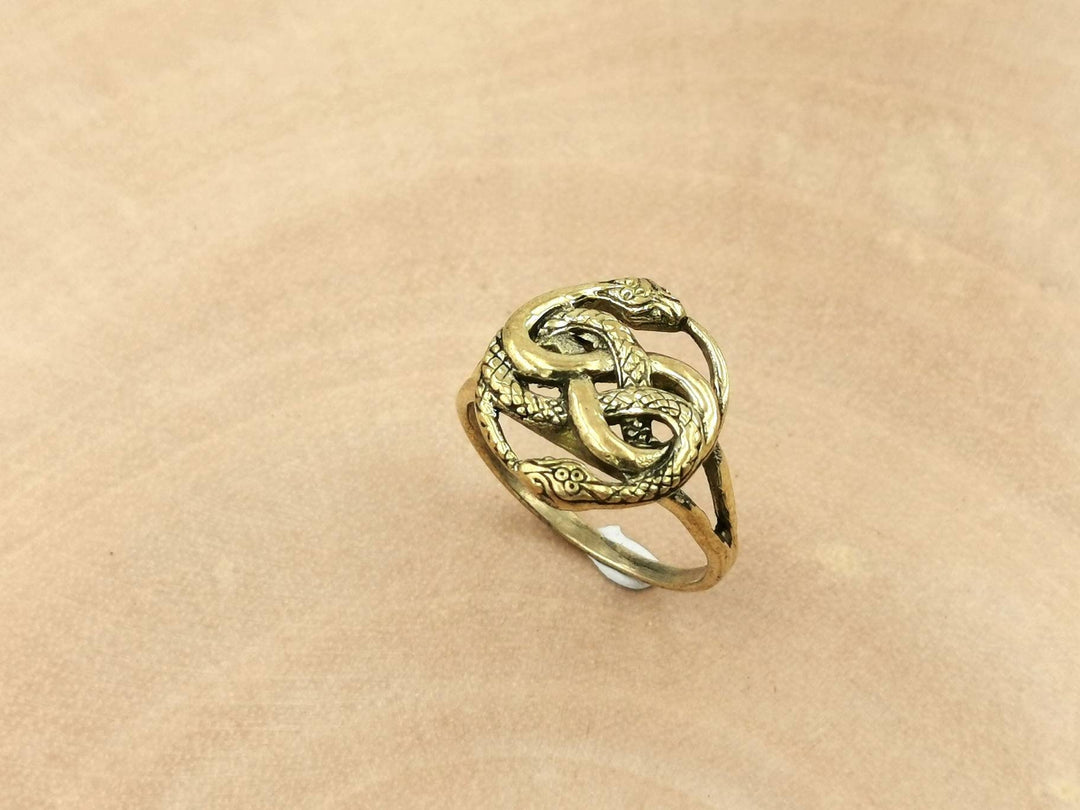 Auryn Ring — Brass