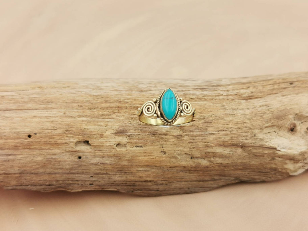 Boho Ring with Gemstone, Spiral Pattern — Brass