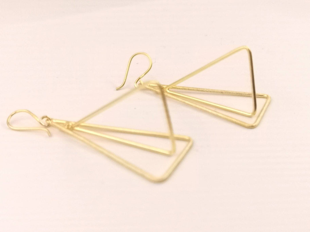 Double Triangle Motion Earrings — 18k Gold Plated