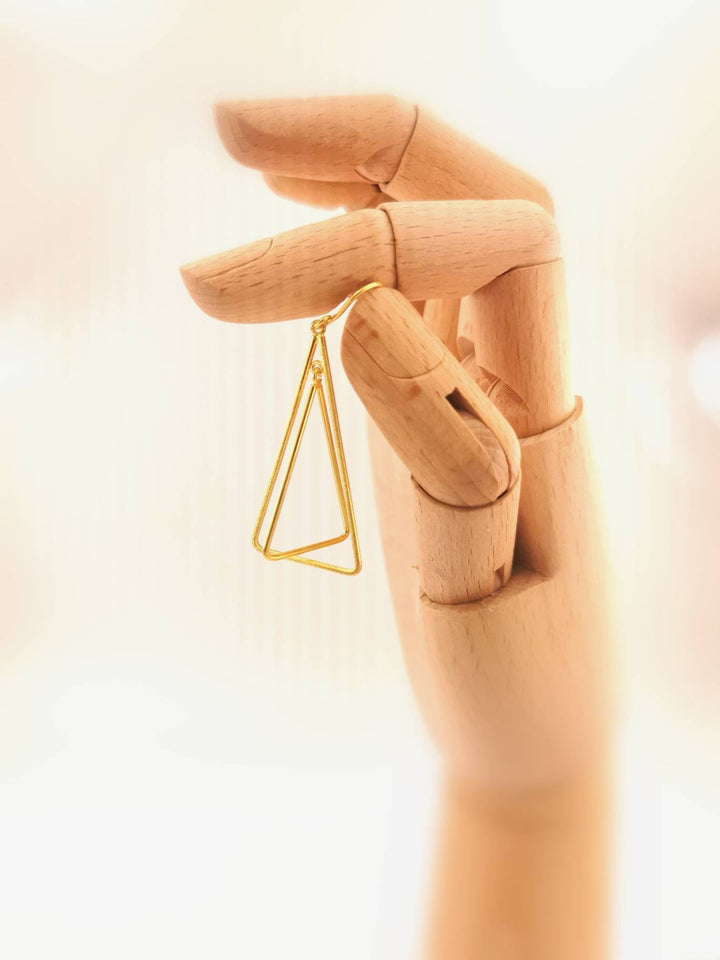 Double Triangle Motion Earrings — 18k Gold Plated