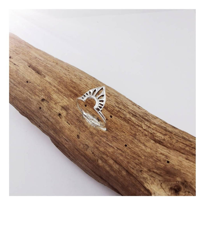 Dainty Chevron Ring with Oriental Pattern — 925 Silver