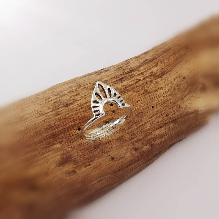 Dainty Chevron Ring with Oriental Pattern — 925 Silver