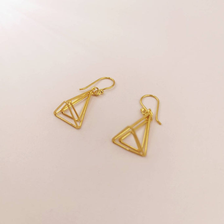 Pyramid Motion Earrings 18k Gold Plated