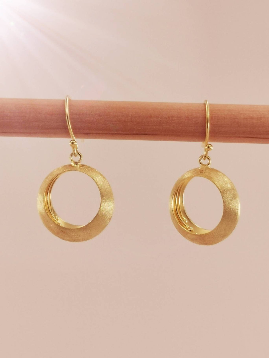 Flower Blossom 3D Earrings — 18k Gold Plated