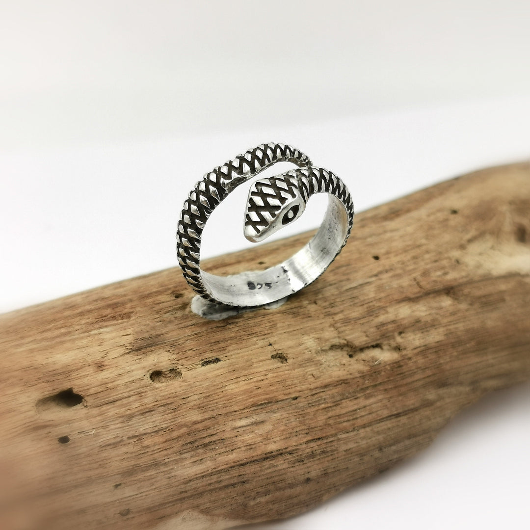 Adjustable Snake Ring, Detailed Design — 925 Silver