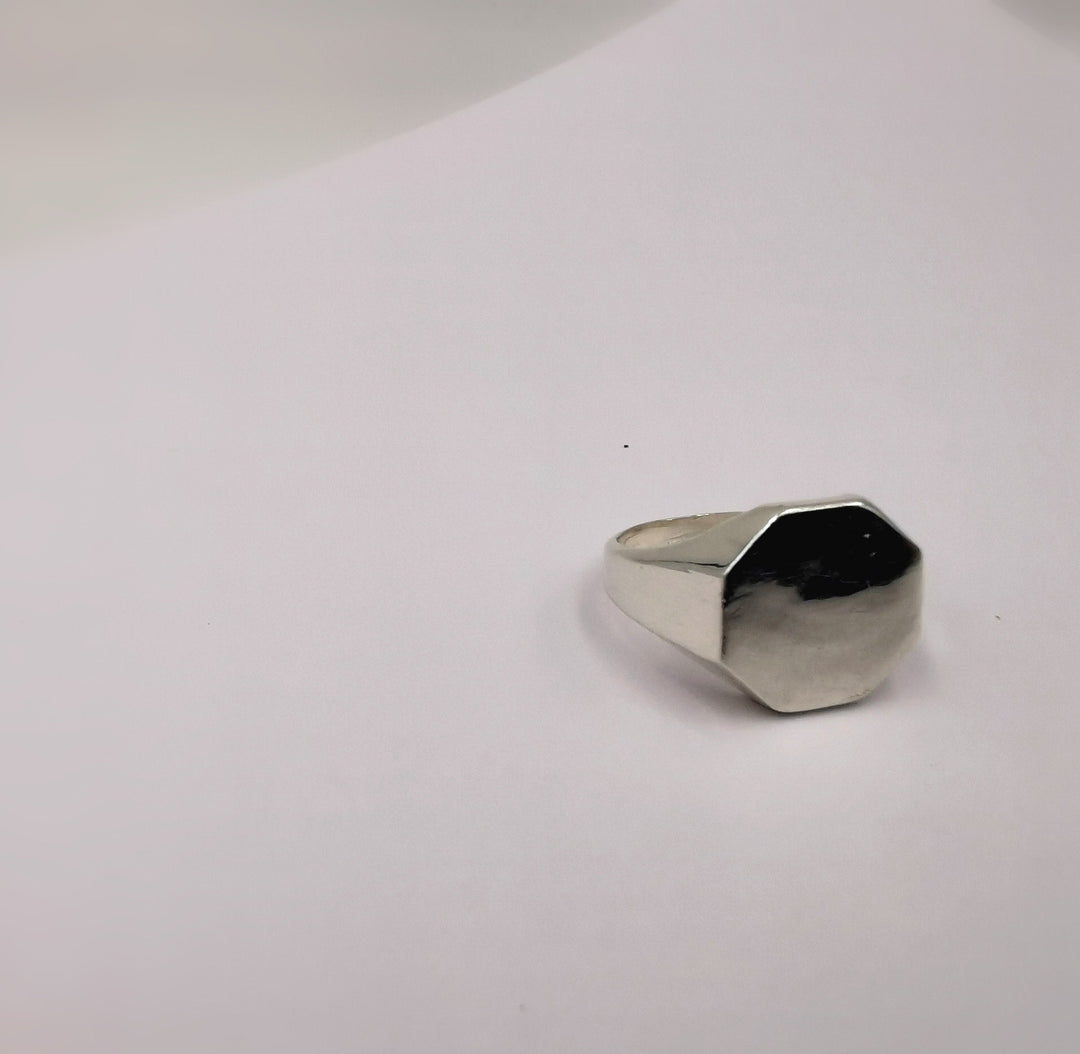 Hexagonal Signet Ring — 925 Silver