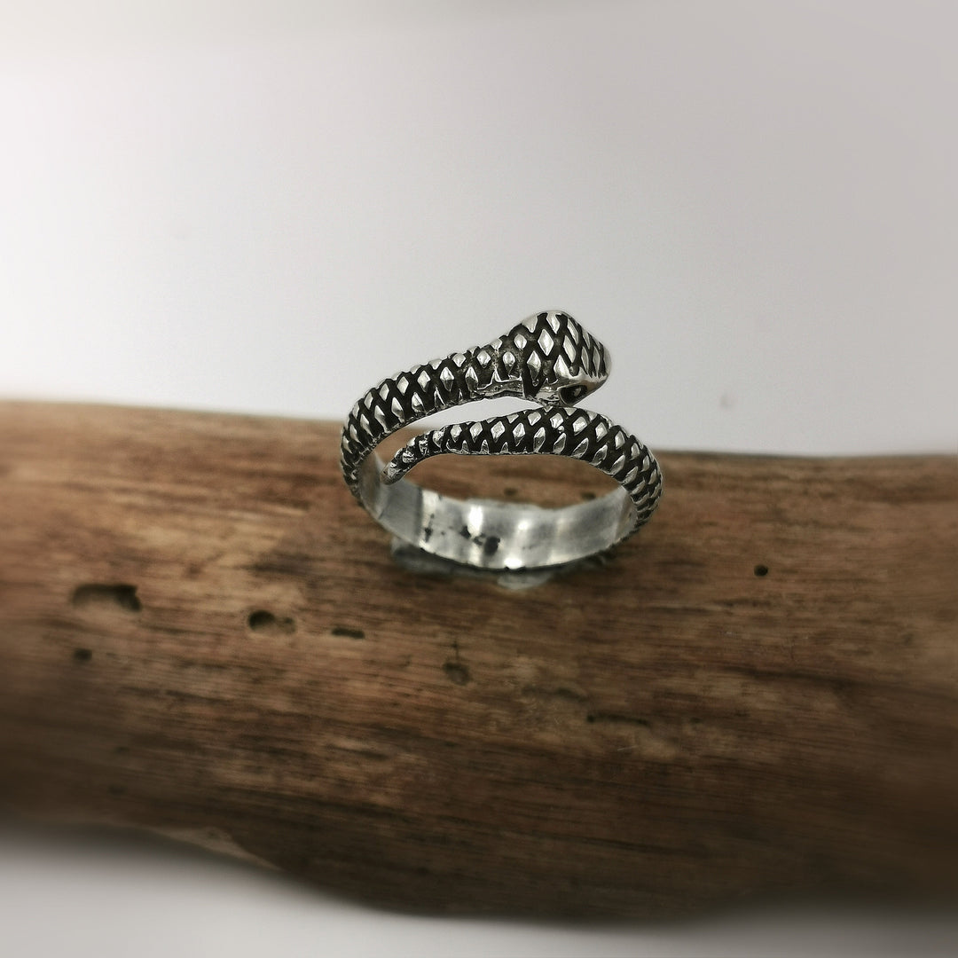 Adjustable Snake Ring, Detailed Design — 925 Silver