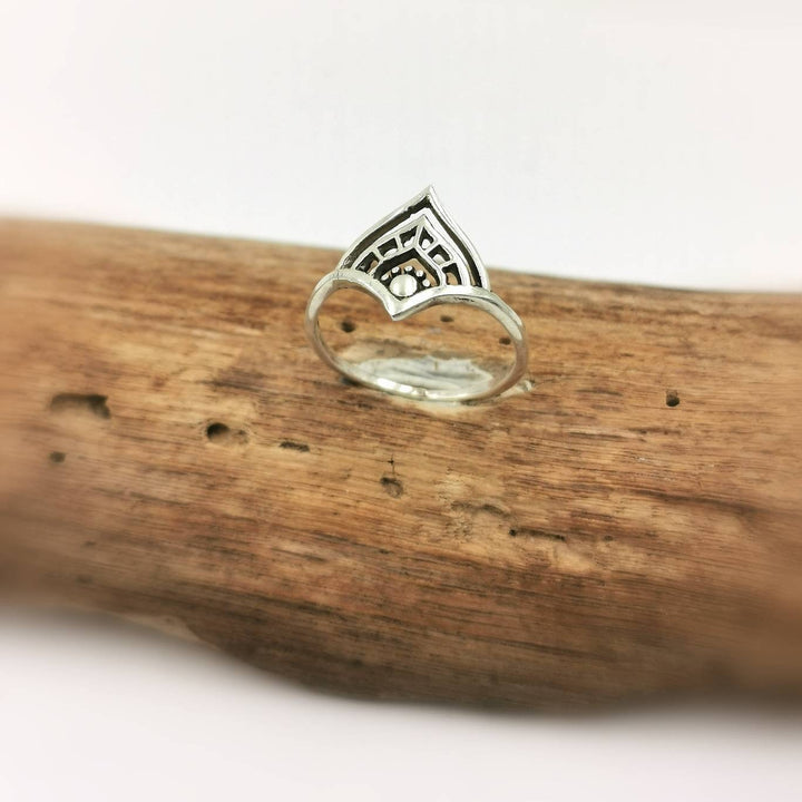 Elegant 925 Silver Boho Ring with Oriental Pattern, Silver Dainty Ring