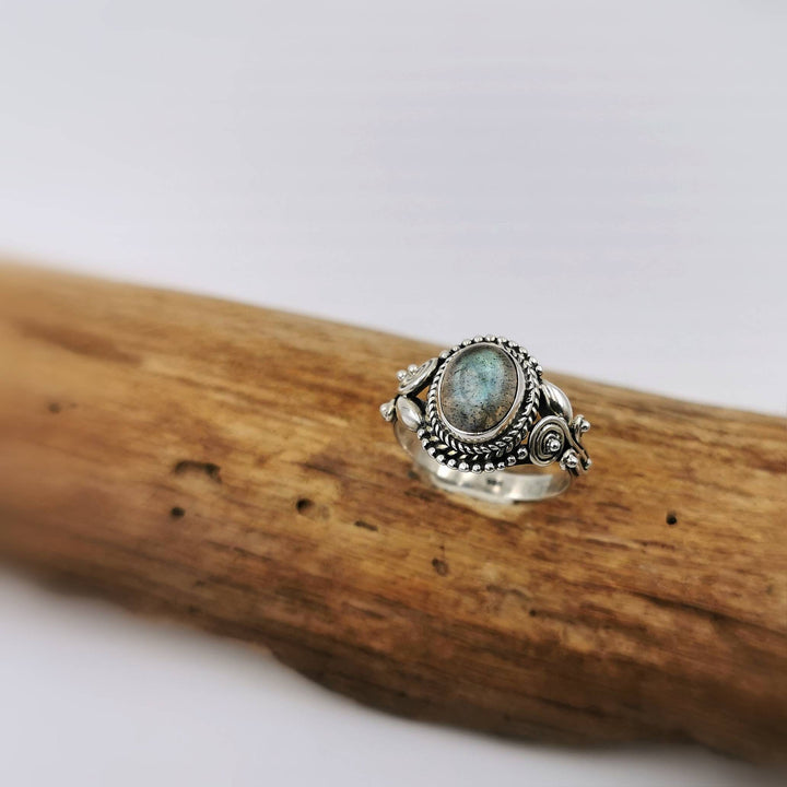Handmade 925 Silver Boho Ring with Natural Labradorite