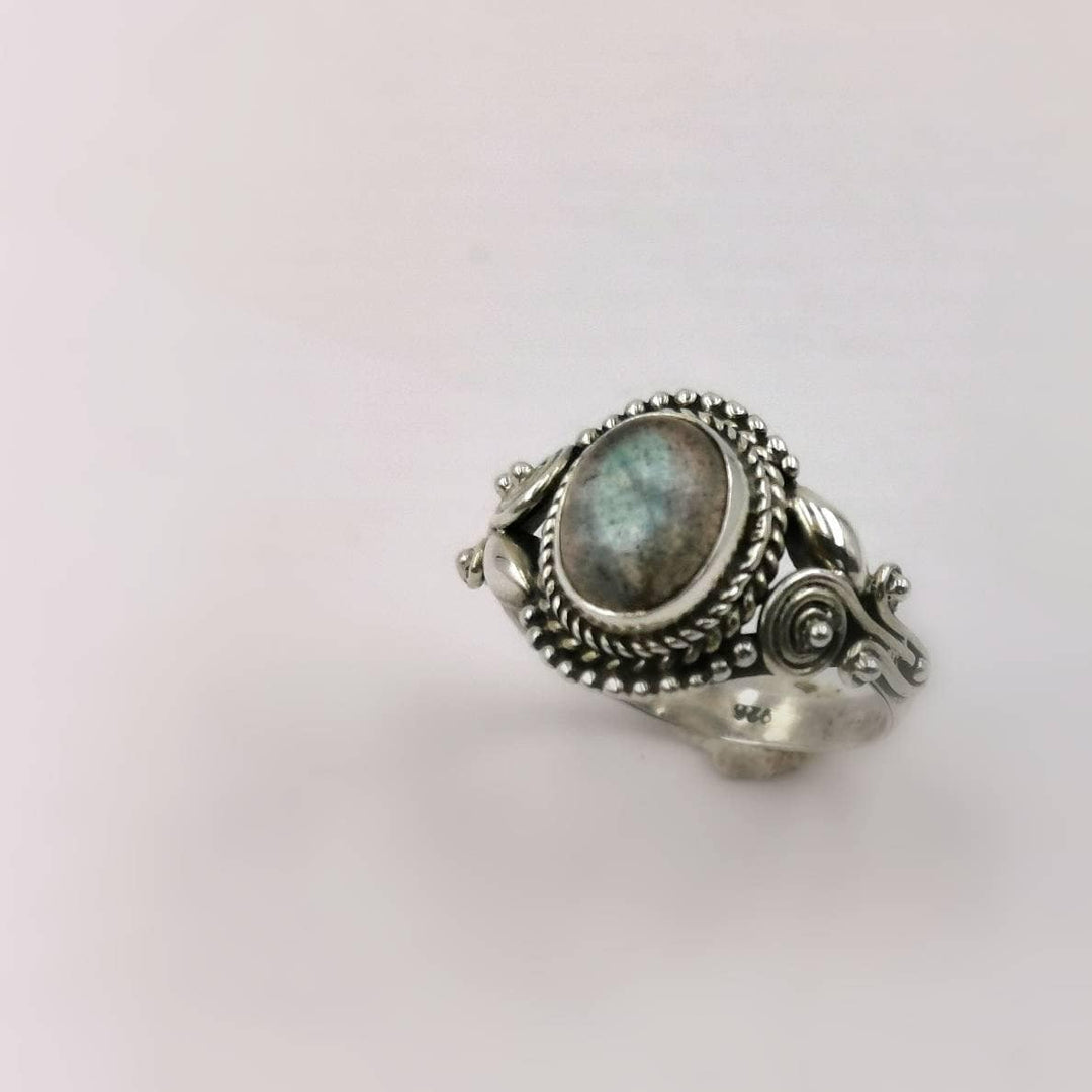 Handmade 925 Silver Boho Ring with Natural Labradorite