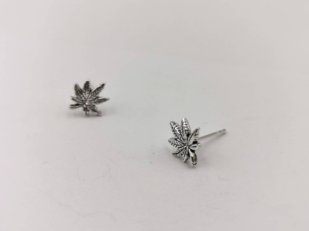 Cannabis Leaf Stud Earrings — 925 Silver or 18k Gold Plated