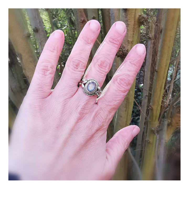 Handmade 925 Silver Boho Ring with Natural Labradorite
