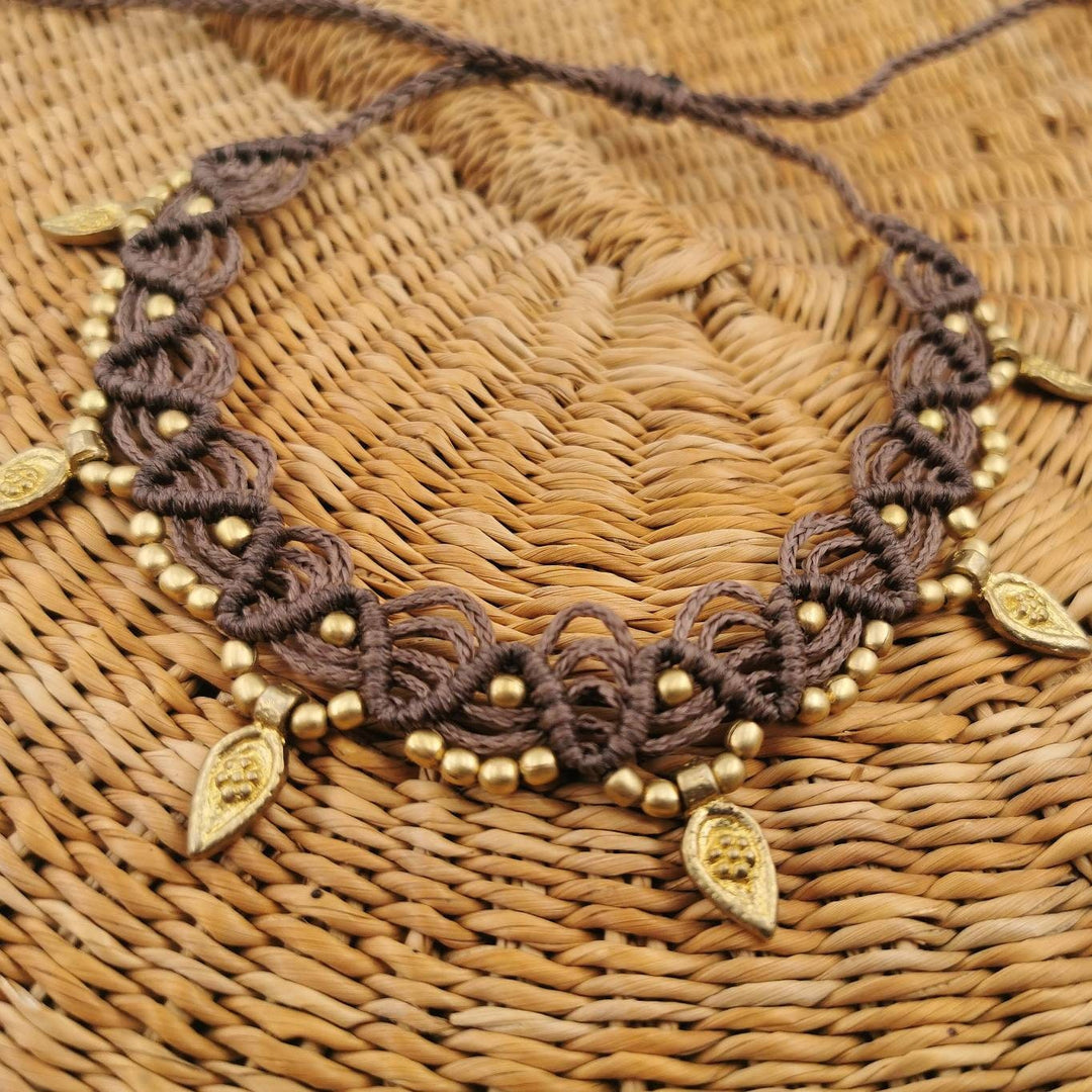 Macrame Anklet &amp;quot;Leaf&amp;quot; with Brass Beads in Different Colours