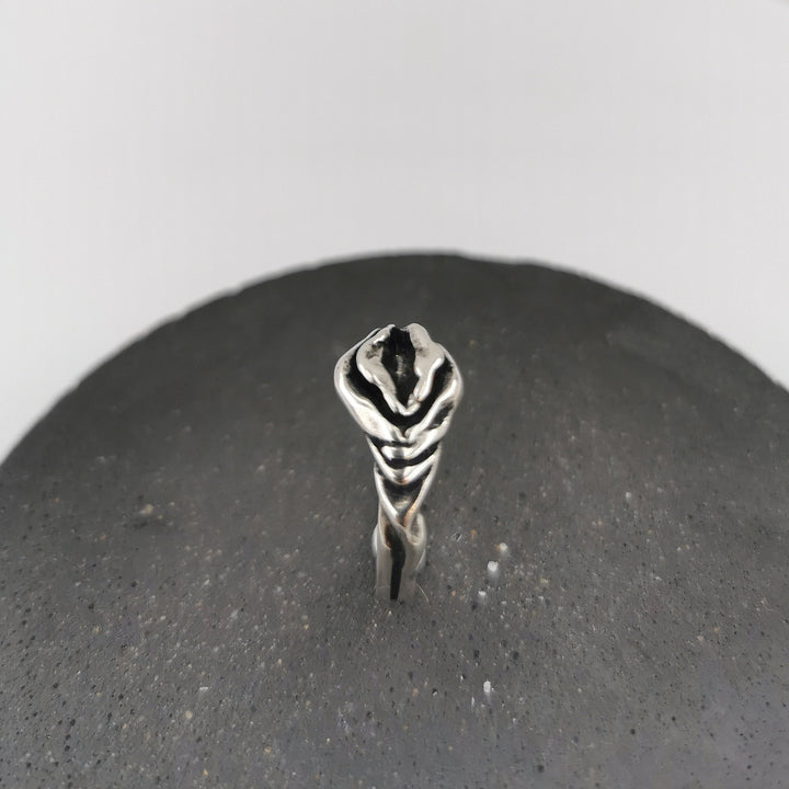 Vulva Ring — 925 Silver