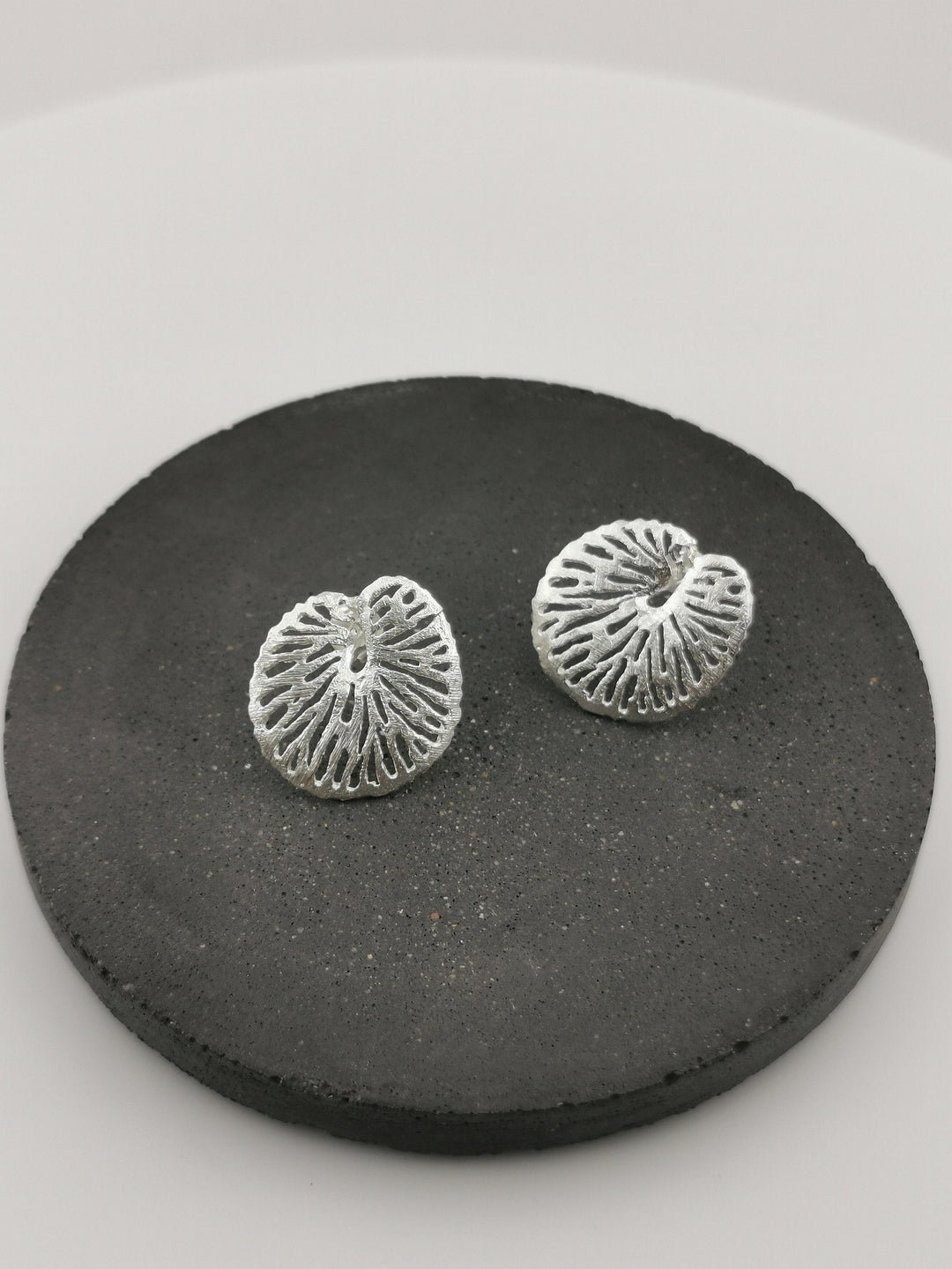 Jungle Leaf Stud Earrings — 925 Silver