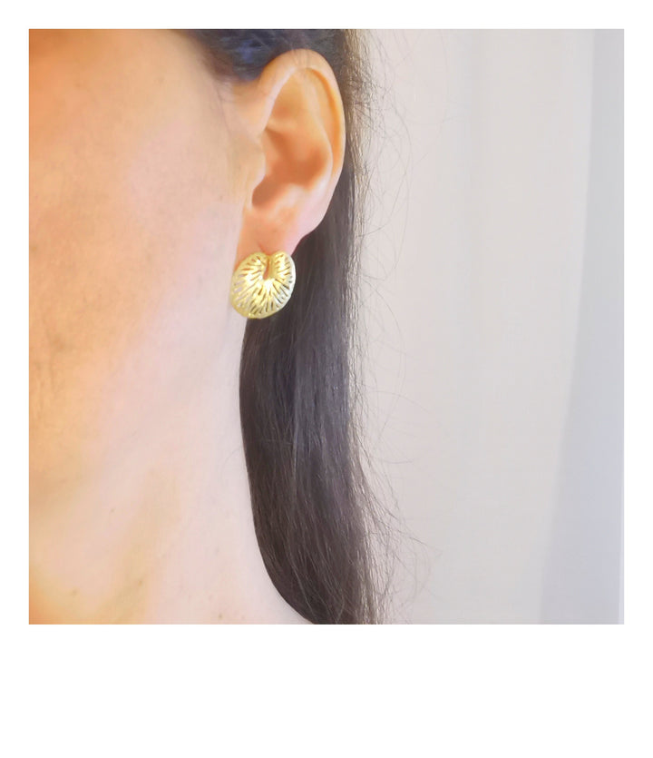 Jungle Leaf Stud Earrings — 18k Gold Plated