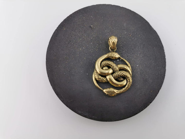 Auryn Pendant Brass