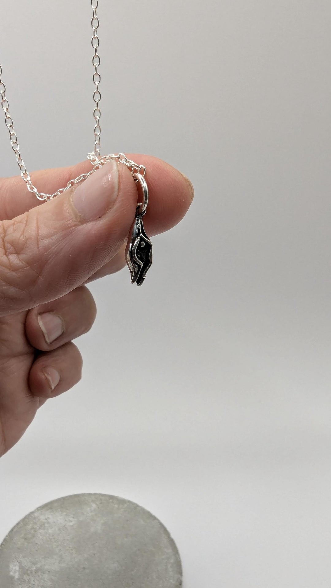 Tiny Vulva Charm  — 925 Silver