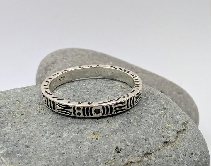 925 Silver Ring with Tribal Pattern