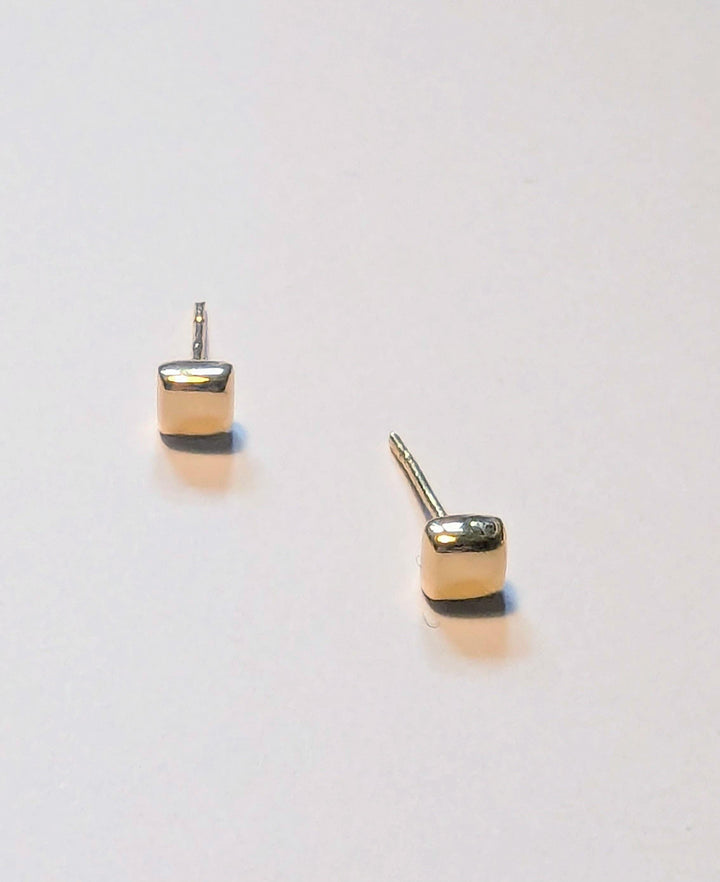 Tiny Square Stud Earrings 18k Gold Plated 925 Silver