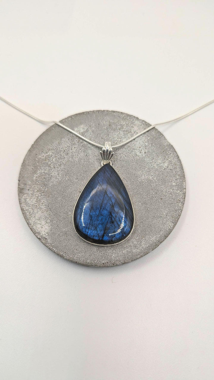 Large Labradorite Drop Pendant 925 Silver