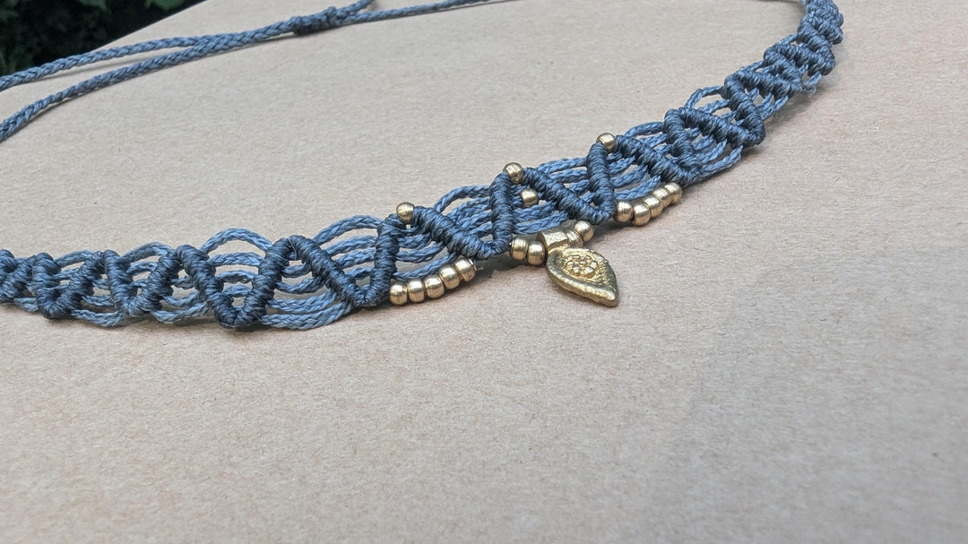 Adjustable Macramé Choker in Nine Different Colours with Beads