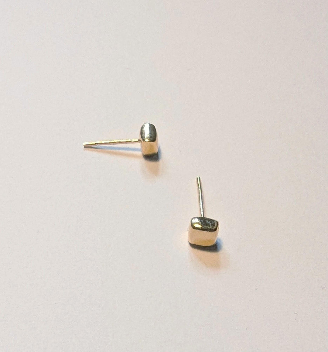 Tiny Square Stud Earrings 18k Gold Plated 925 Silver