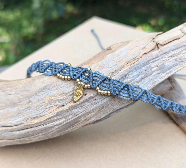 Adjustable Macramé Choker in Nine Different Colours with Beads