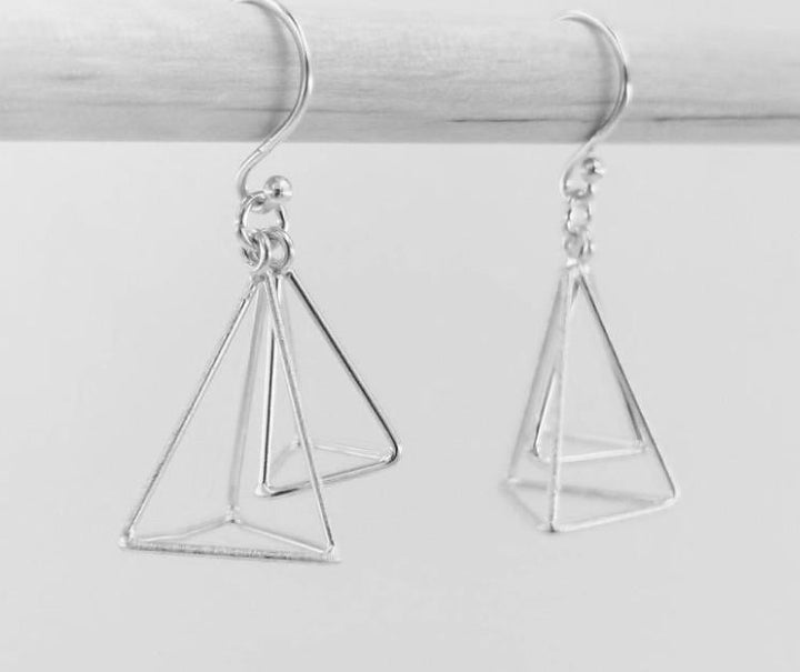 Pyramid Motion Earrings 18k Gold Plated