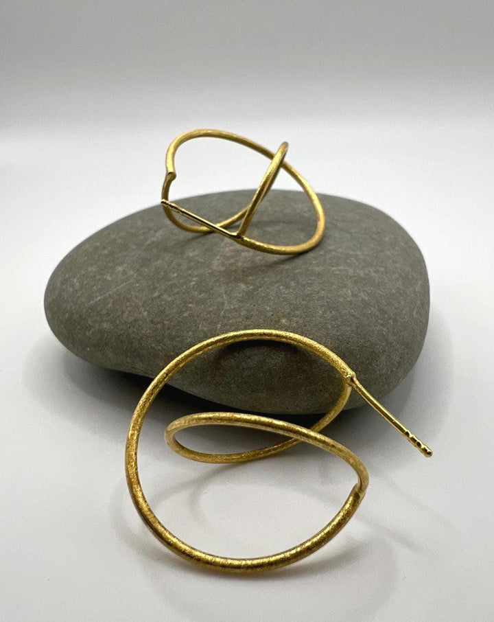 3D Sculptural Hoop Earrings — Matte 18k Gold Plated