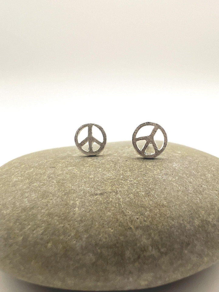 Peace Sign Stud Earrings — Matte 925 Silver