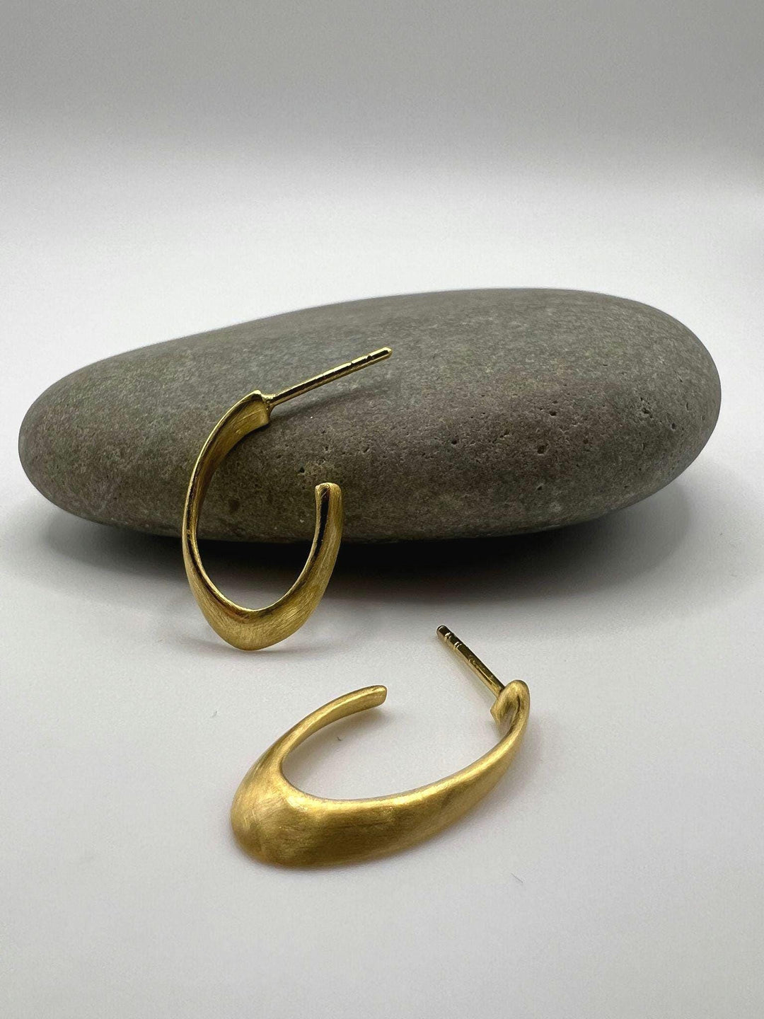 Matte Organic Oval Hoop Studs – 18K Gold Plated 925 Silver